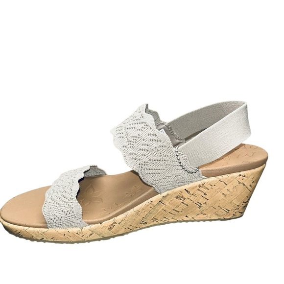 Skechers New Women’s Beverlee-Timeless Touch Wedge Sandal – Size 11 - Picture 4 of 12